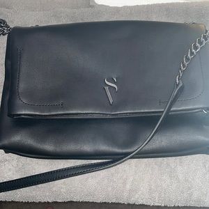 Simply vera crossbody